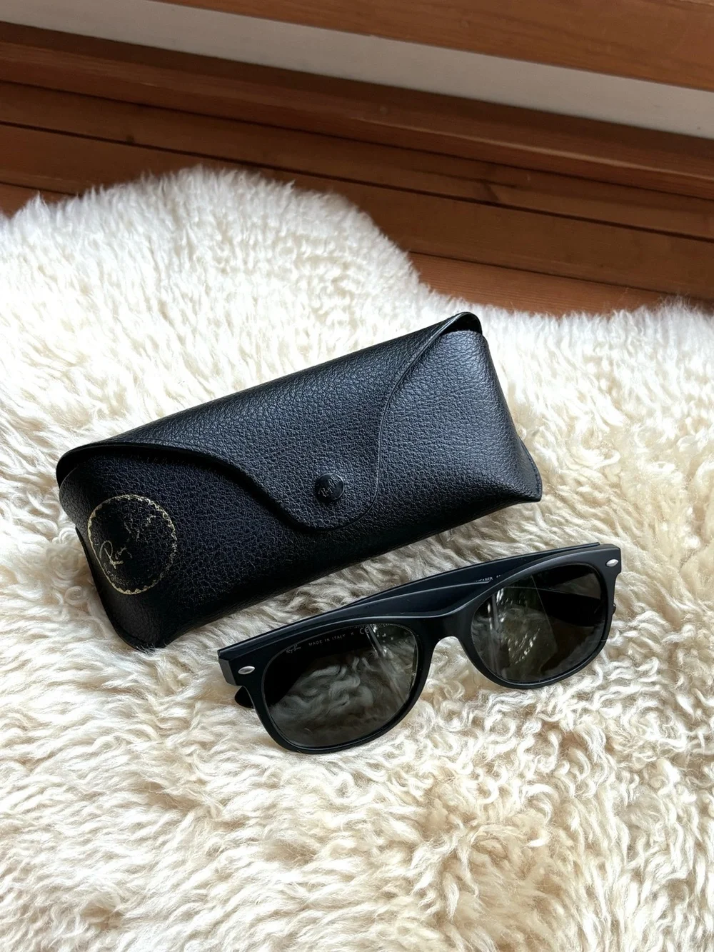 Ray Ban New Wayfarer Polarized Sunglasses